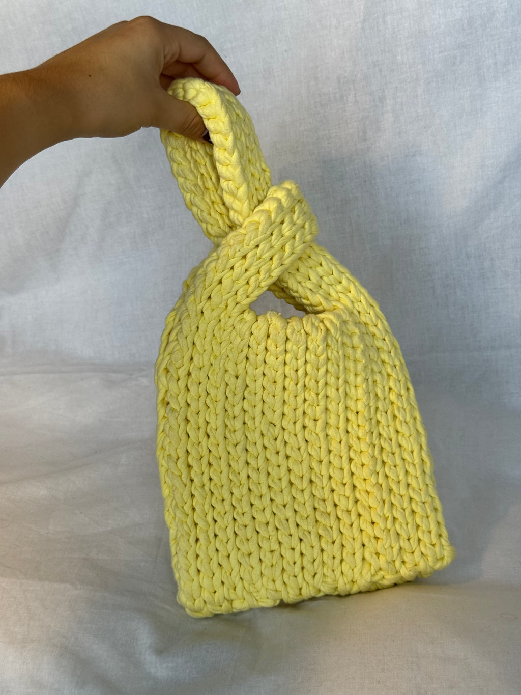 Mini Knot Bag Amarela